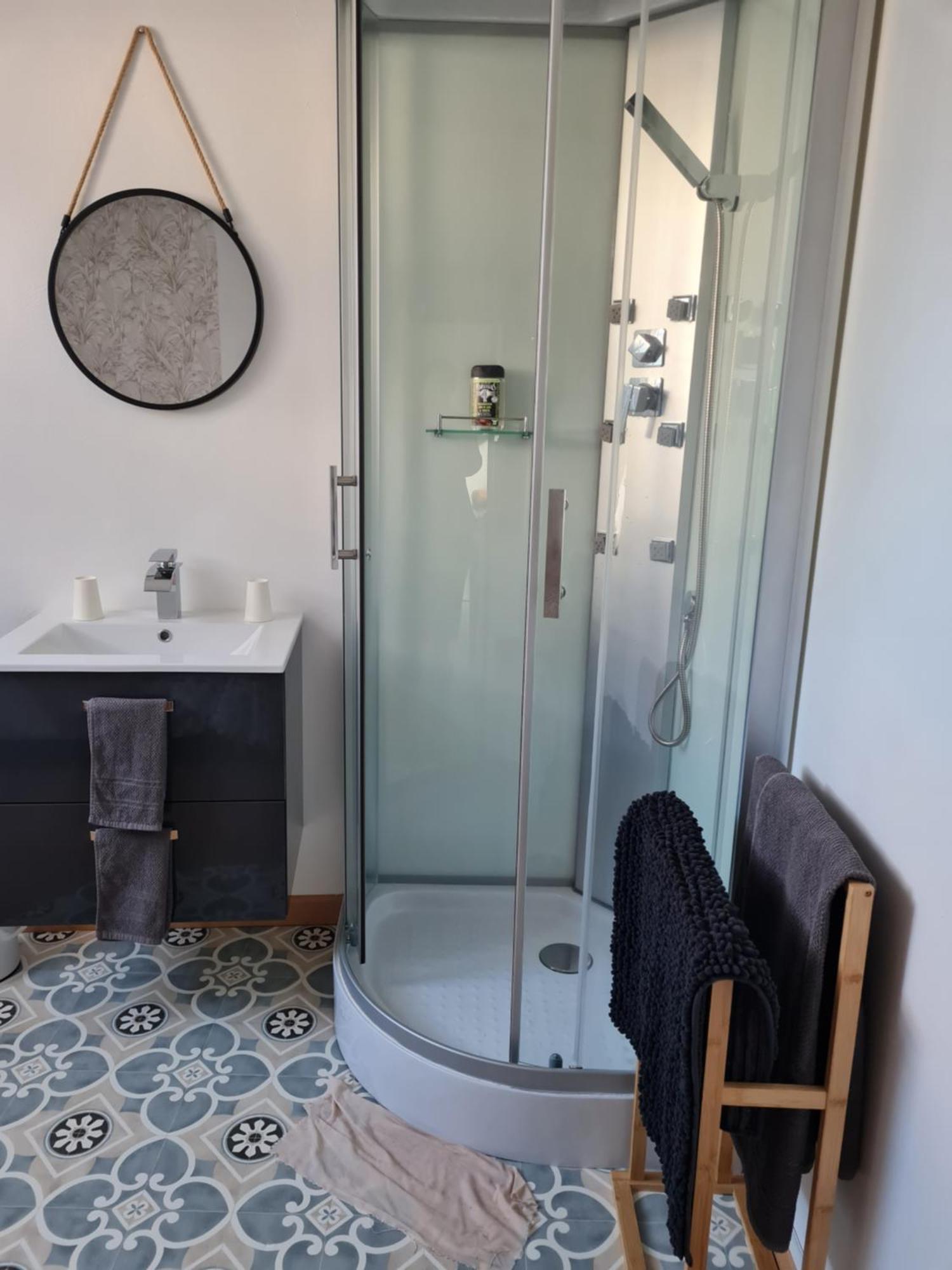 Chez Malia Bed and Breakfast Saint-Nicolas-des-Motets Εξωτερικό φωτογραφία