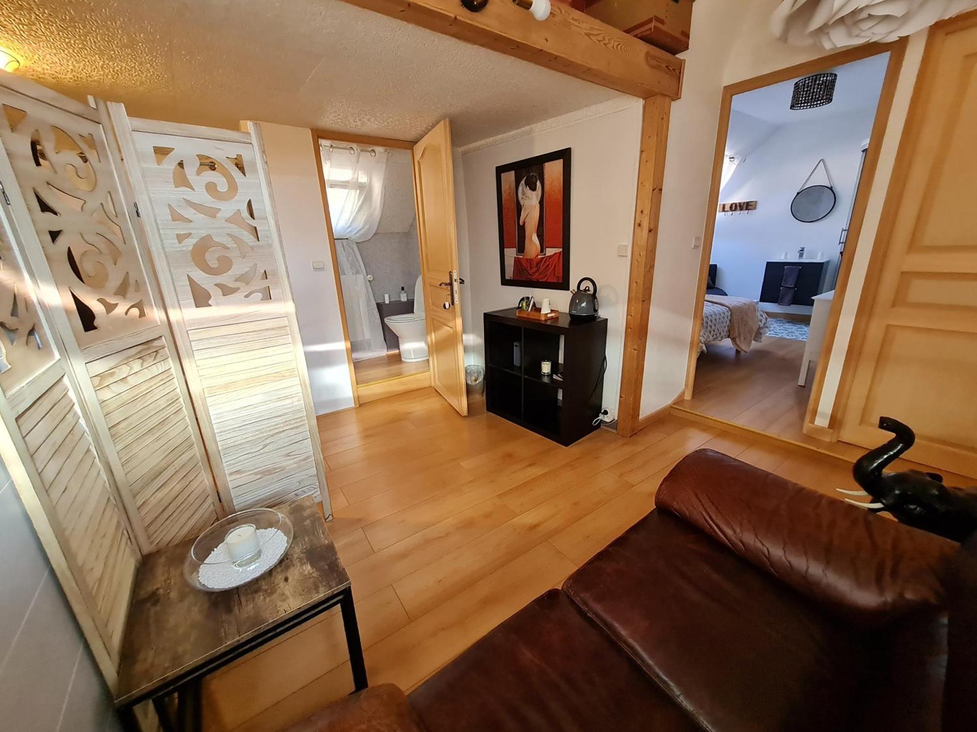 Chez Malia Bed and Breakfast Saint-Nicolas-des-Motets Εξωτερικό φωτογραφία